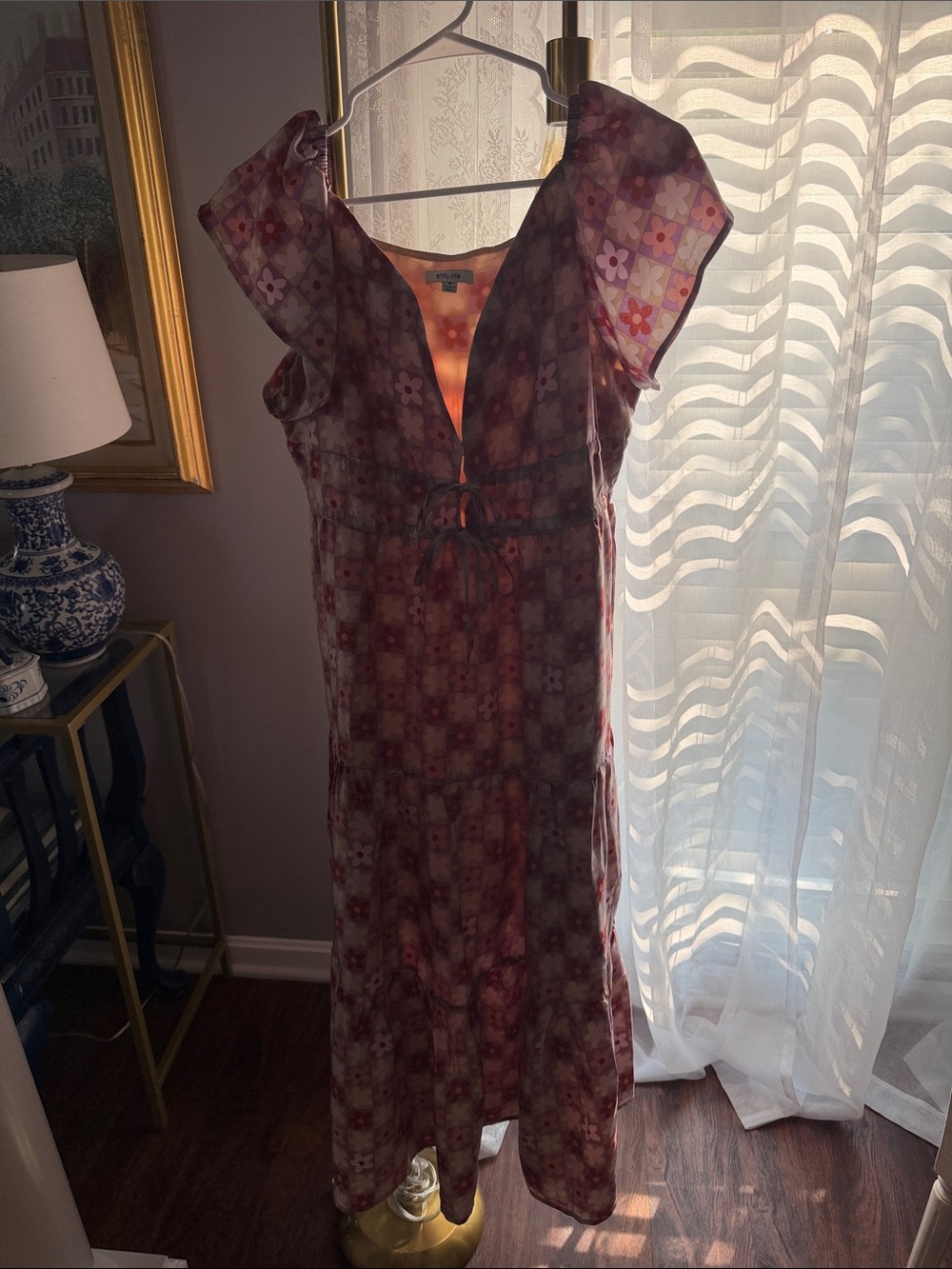 Floral V-Neck Midi Dress in Mauve Pink